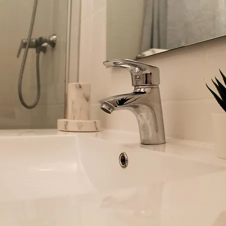 Oasis - Pedras D' El Rei T0